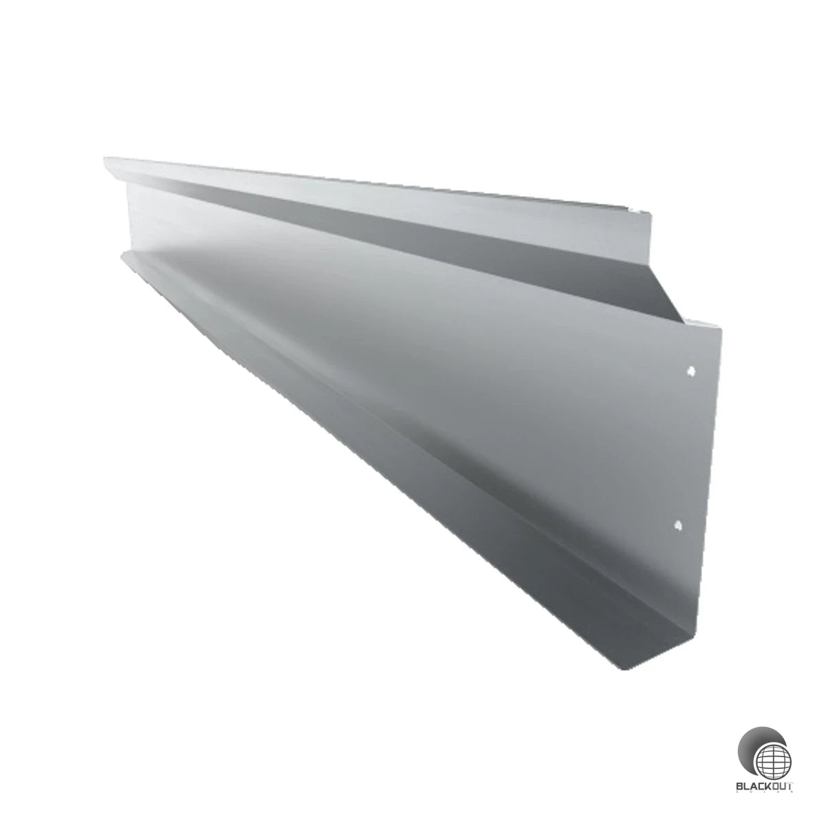 Rückwandverkleidung für aufgeständerte PV-Anlagen mit dem Schletter FixGrid Pro System — reduziert Windlasten effektiv und schützt die Unterkonstruktion.