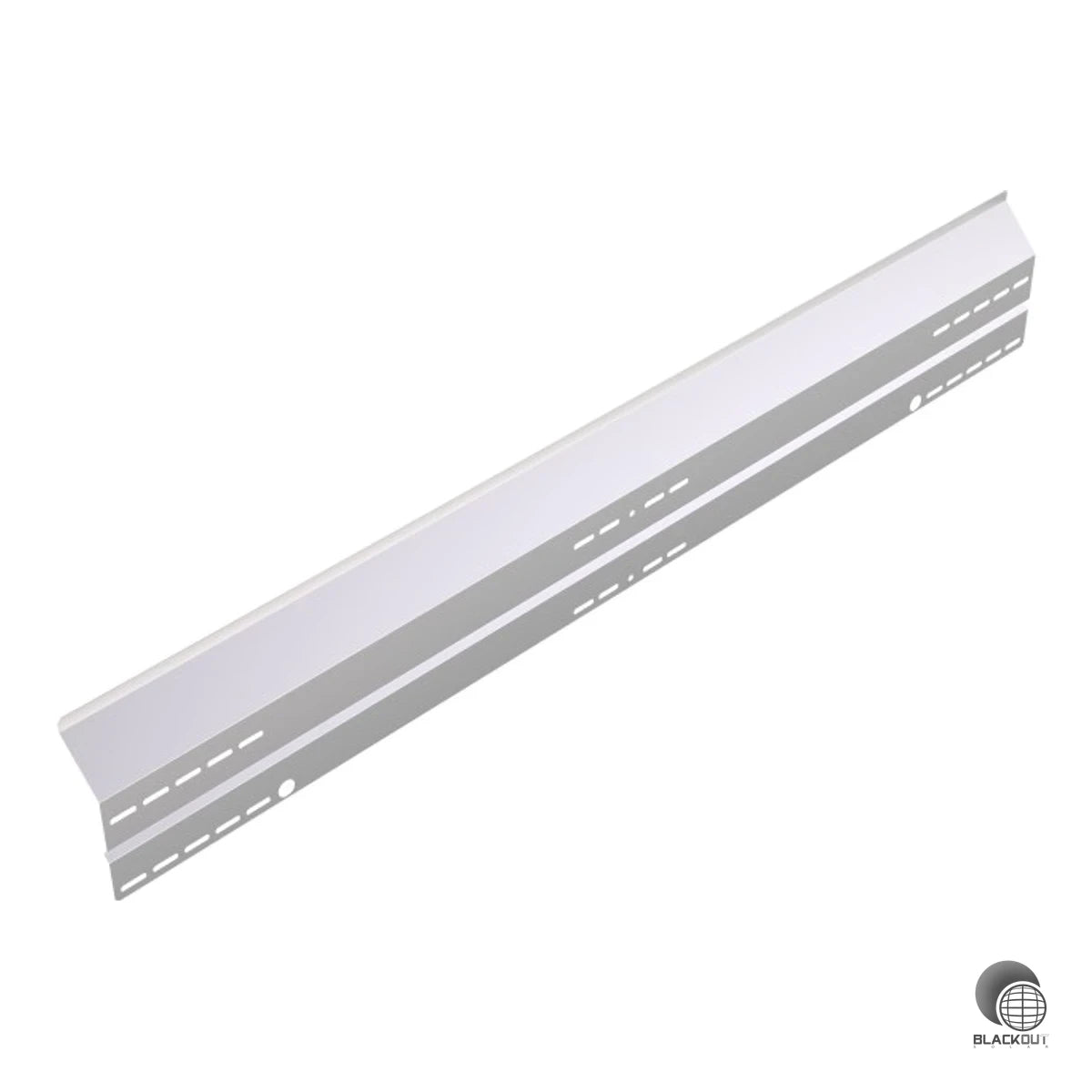 Gestanztes und gekantetes Stahlblech-Windleitblech für PV-Montagesysteme mit 15° Neigungswinkel, passend für Modullängen von 1.751 bis 2.000 mm.