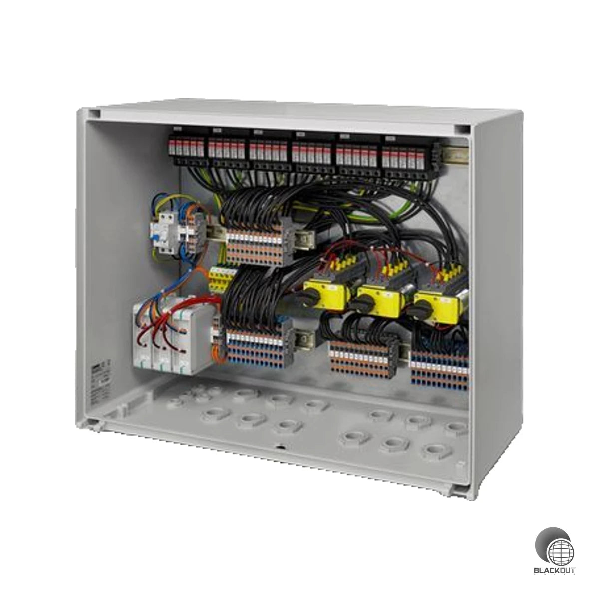 Professioneller Generatoranschlusskasten mit integriertem Typ-1/2-Überspannungsschutz und DC-Feuerwehrschalter für 12-strängige PV-Anlagen mit bis zu 1000 V DC.